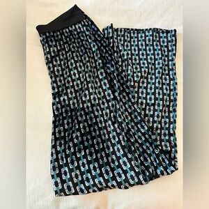 NWT Diane Von Furstenberg Vegas Pants, Chain Geo Multi Print, Size 8